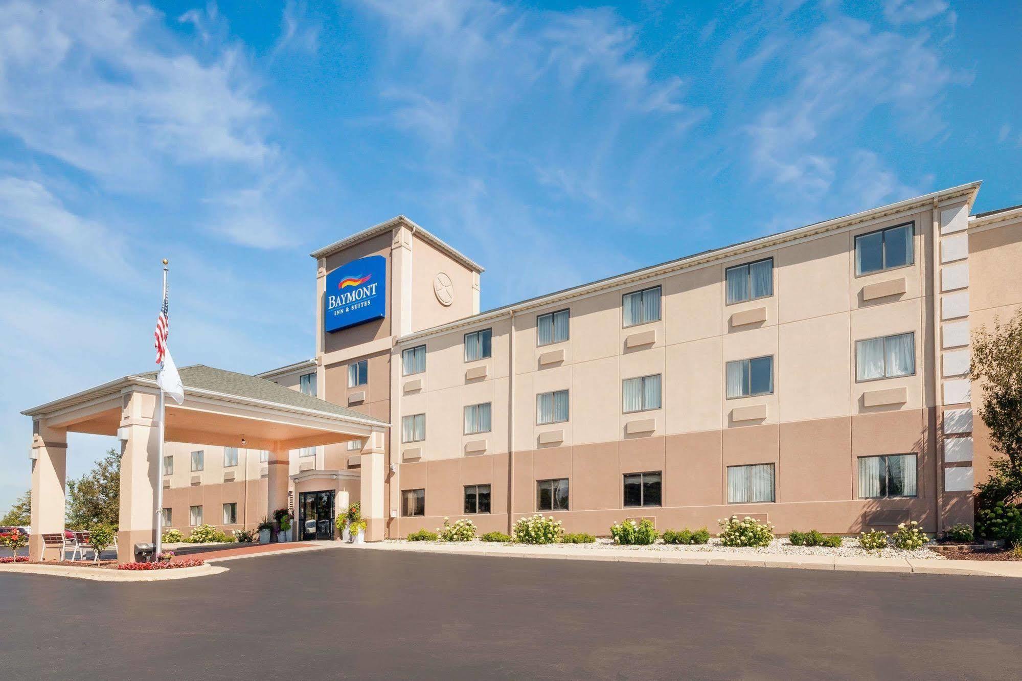 Baymont By Wyndham Chelsea Hotel Екстериор снимка